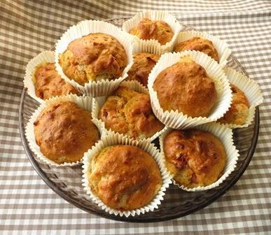 Muffin  profumati all'origano e timo e....