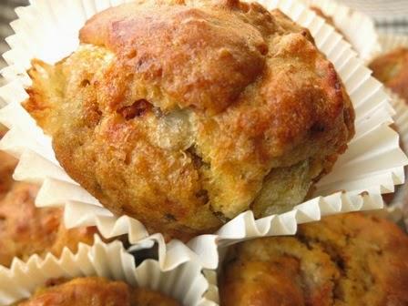 Muffin  profumati all'origano e timo e....