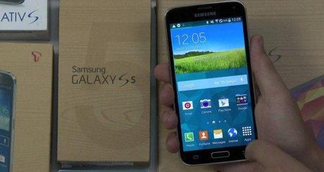 Video thumbnail for youtube video Samsung Galaxy S5 e la video preview di Android L | Android Blog Italia