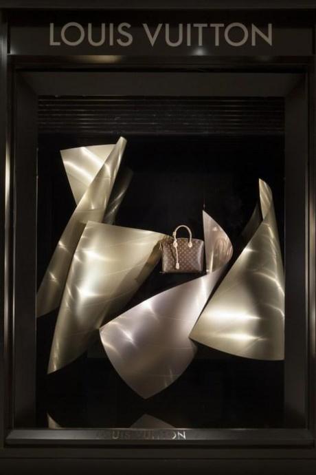 Louis_vuitton_Frank_gehry_saks_2