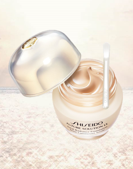 Shiseido, Total Radiance Foundation Future Solution Lx - Preview