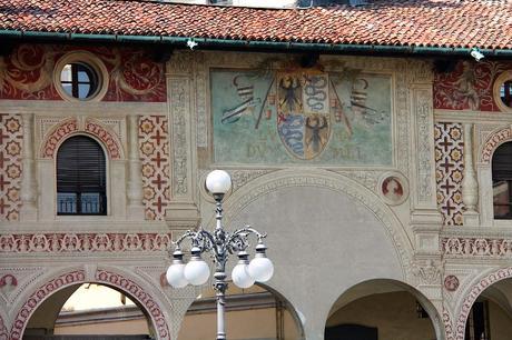 Vigevano, una piazza per sognare e una torta di riso da gustare!