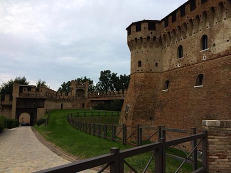 Particolare della Rocca di Gradara foto by Primula - Ma Bohème