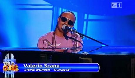 Valerio Scanu imita Stevie Wonder (Video)