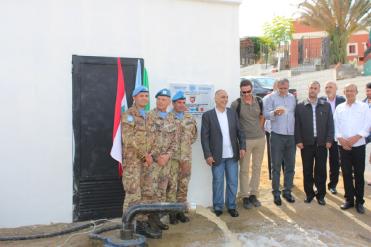 Libano/ Attività CIMIC. I Caschi blu installano al villaggio Mahrunah una pompa per l’acqua