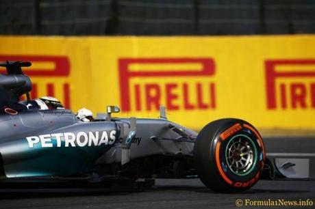 Lewis Hamilton Mercedes F1 W05 Hybrid