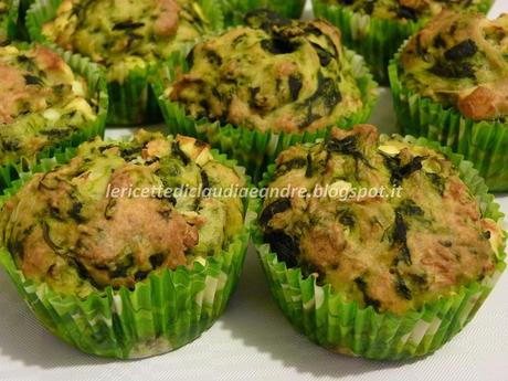 Muffin salati con yogurt greco, spinaci e feta