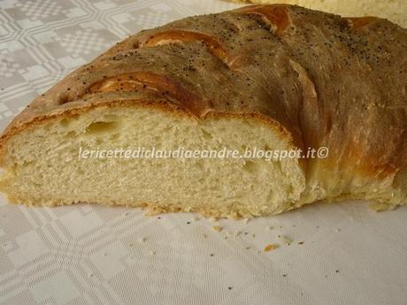 Pan ciambella con semi di papavero e poco lievito