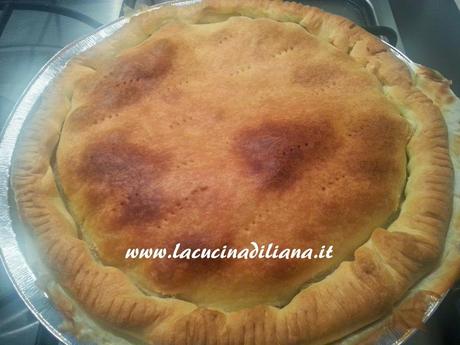 Calzone di cipolle alla barese.