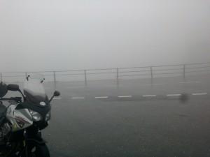 passi-svizzeri-maggio-neve-8