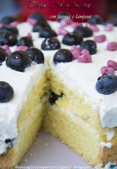 Torta Margherita senza glutine alla panna fresca e mirtilli