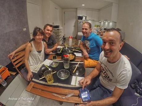 Home Made Gyoza - metti una giapponese in cucina a Bangkok!