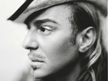 GaLLiaNo iS BaCk!!!!!!!!!!!!!!!!