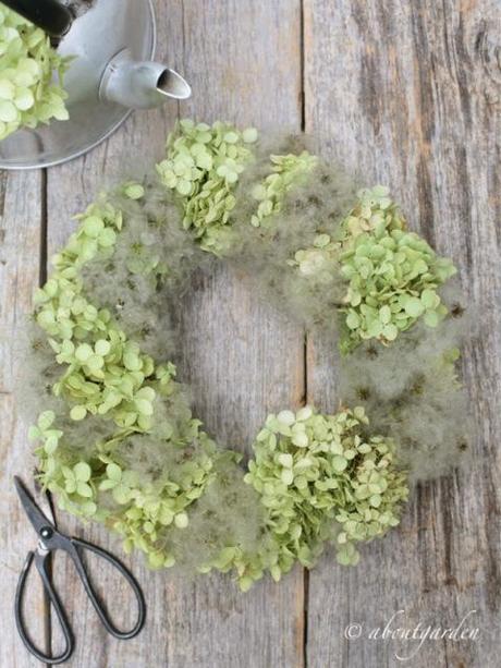 wreath with clematis seeds