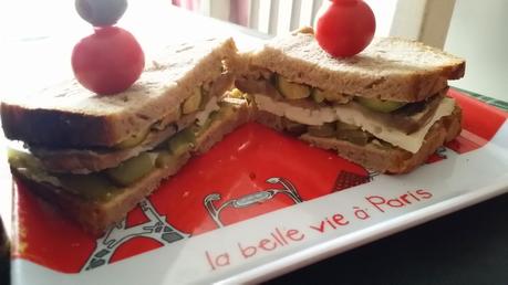 Pranzo della Admin che riordina il blog...Panino goloso Pranzo della Admin che riordina il blog...Panino goloso