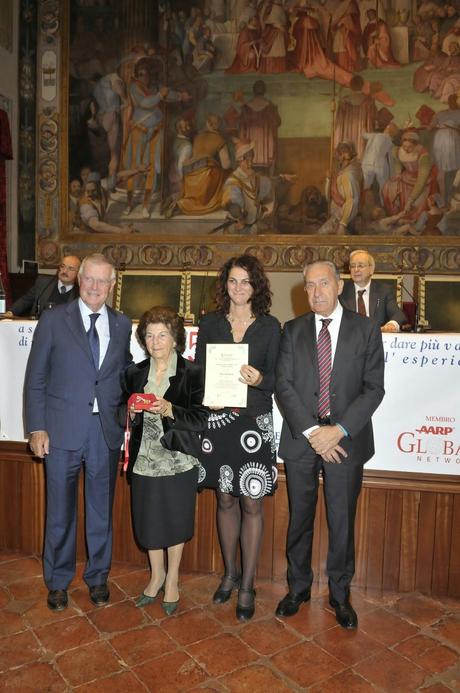 PAVIA. La grande festa dei Maestri del Commercio: premiati i commercianti in attività da 50,40, 25 anni