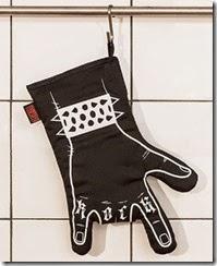 weloverock_guantorockblackBBQ_01-570x700