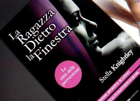 La ragazza dietro la finestra (S. Knightley)