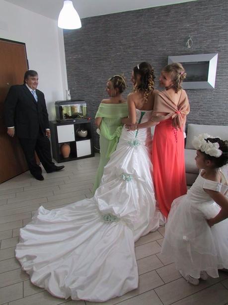 http://www.ilblogdisposamioggi.com/2014/10/matrimonio-verde-smeraldo-disney