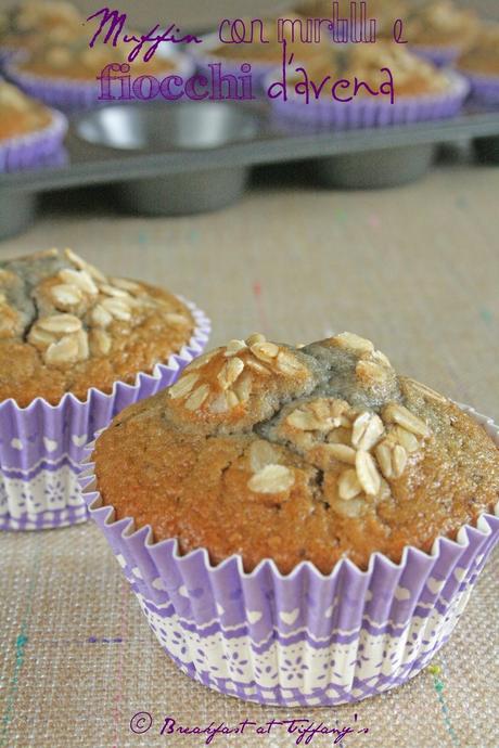 Muffin con mirtilli e fiocchi d'avena / Muffin with blueberries and rolled oats