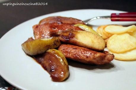 Petto di pollo con salsa di mele e balsamico