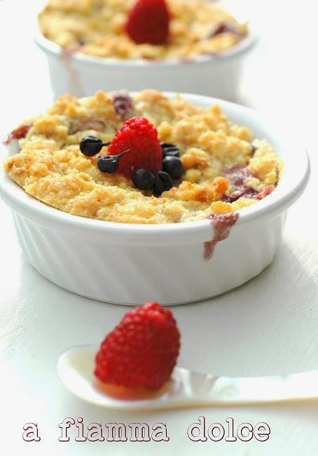 Crumble ai frutti di bosco veg facile e veloce