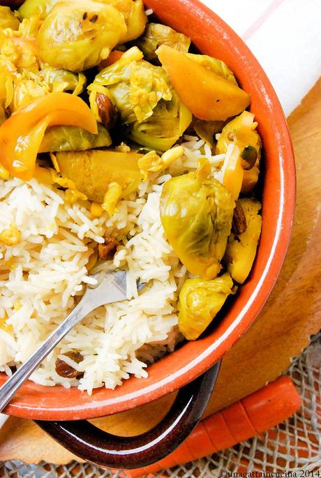 Stufato di cavoletti di bruxelles con riso pilaf aromatico