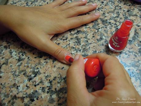 Gel nails at home di Essence