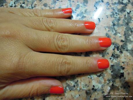 Gel nails at home di Essence