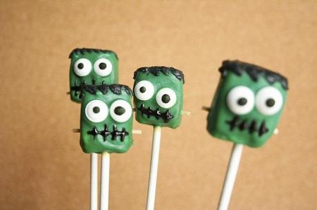 Frankenstein Marshmallow Pops