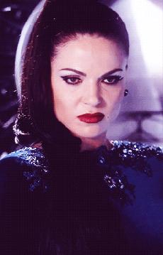 Lana-Parrilla-Evil-queen