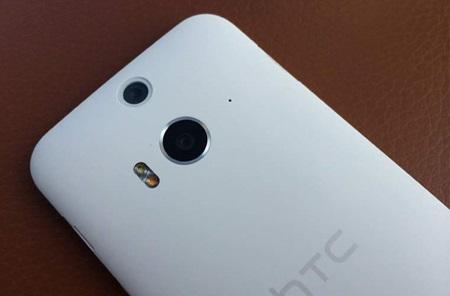 htc-desire-eye-features