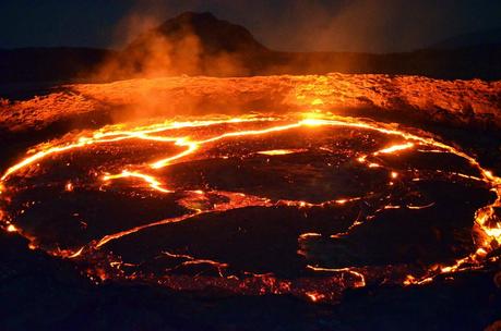 Lago di lava - Storie di Scienza di Giovanni Boaga