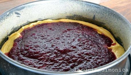 torta all'uva nera e la storia della volpe e l'uva