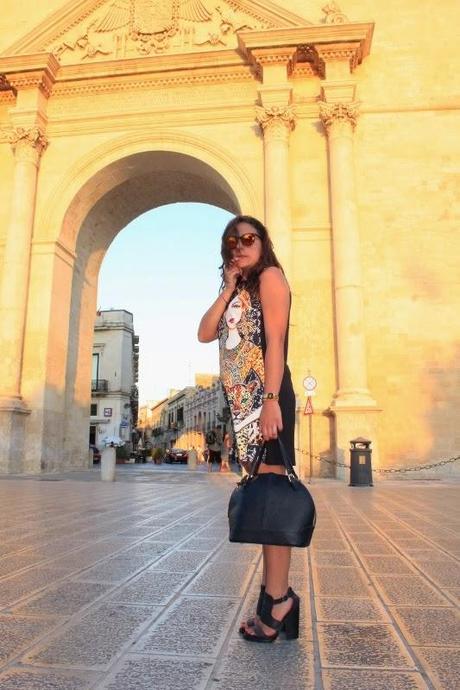 Una donna e la sua tigre in quel di Lecce - OUT-FIT