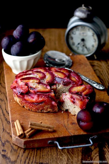 torta rovesciata alle prugne