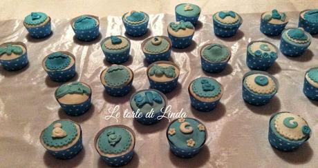 Cupcakes e biscotti decorati Battesimo