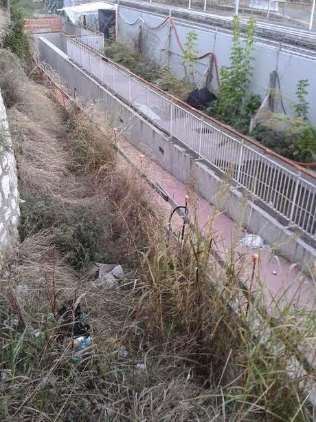 Stazione Magliana. Dodici foto per capire di quale atrocità stiamo parlando. Diteci: vi pare Europa questa?