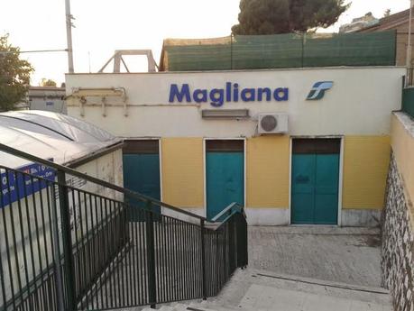 Stazione Magliana. Dodici foto per capire di quale atrocità stiamo parlando. Diteci: vi pare Europa questa?