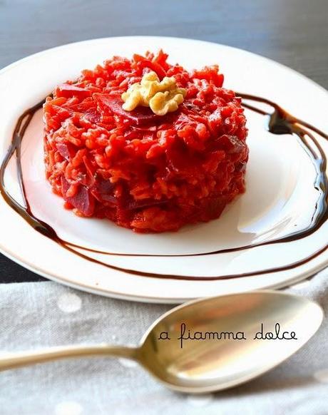 Risotto alla rapa rossa e noci