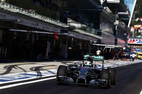 Lewis-Hamilton_QUAL_GP_Russia_2014