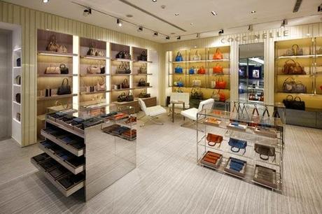 Coccinelle: New Opening, in Cina