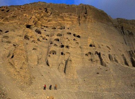 LE MISTERIOSE ‘GROTTE DI MUSTANG': UN ANTICO REGNO IN NEPAL