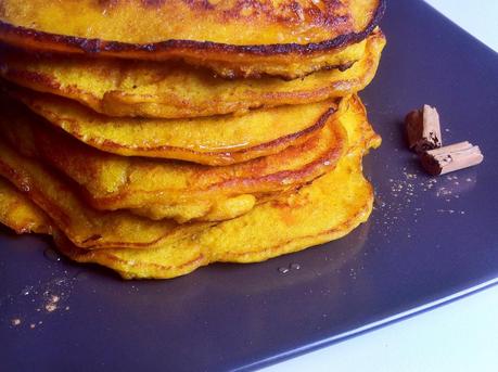 Pancake di zucca: dolci americani perfetti per la festa di Halloween