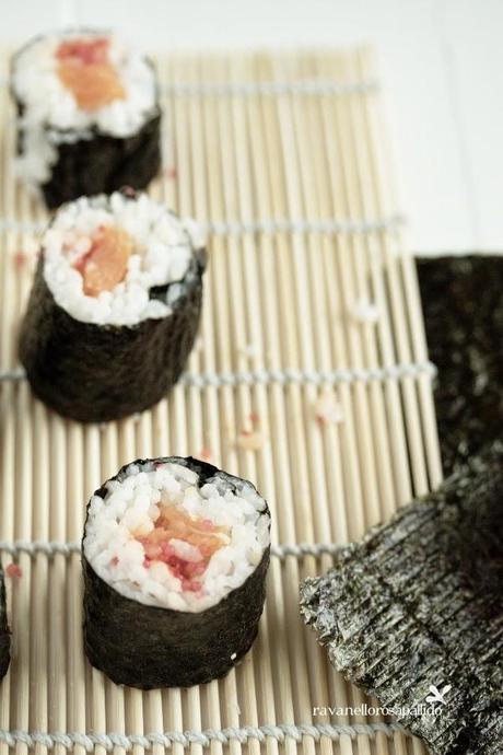 Onigiri e Maki, cucina giapponese fatta in casa.