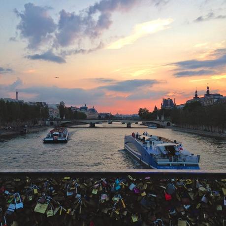 Il tramonto dal Pont des Arts a Parigi - foto di Elisa Chisana Hoshi