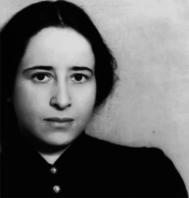 Hannah Arendt (Hannover, 14 ottobre 1906 – New York, 4 dicembre 1975) 