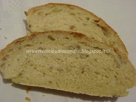 Pane con farina integrale e semi di girasole con 2 gr di lievito