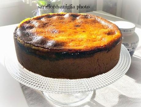 Torta con crema frangipane e amarene, ovvero la torta 