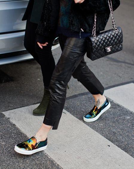 slip-ons-sneakers-street-style-3